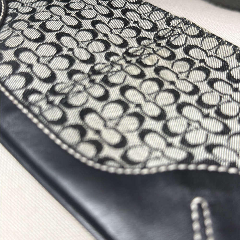 Coach Signature Black & Gray Canvas Wristlet - Picture 4 of 7